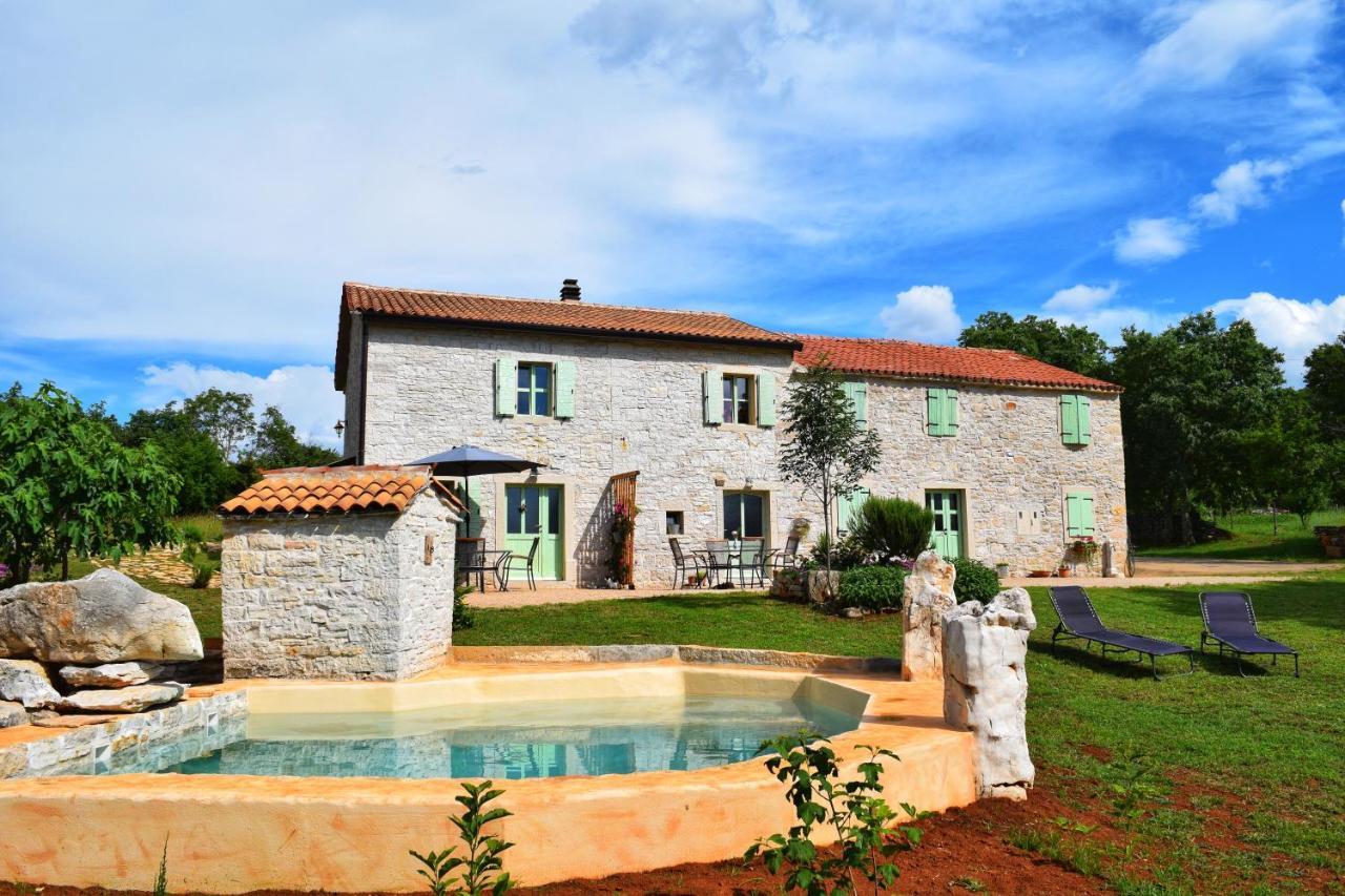 Cottage Al Merlo Olivo Buje Exterior foto