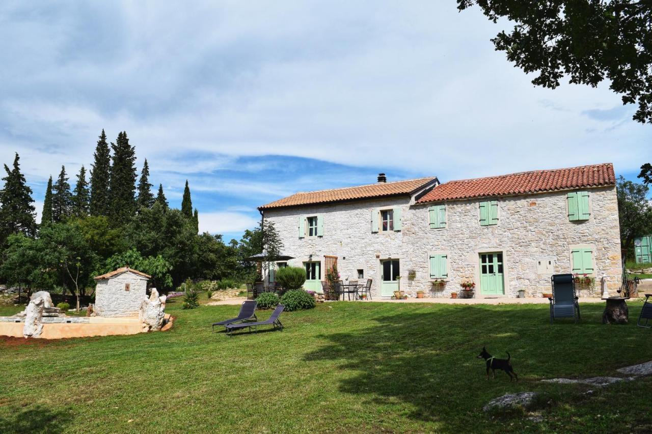 Cottage Al Merlo Olivo Buje Exterior foto